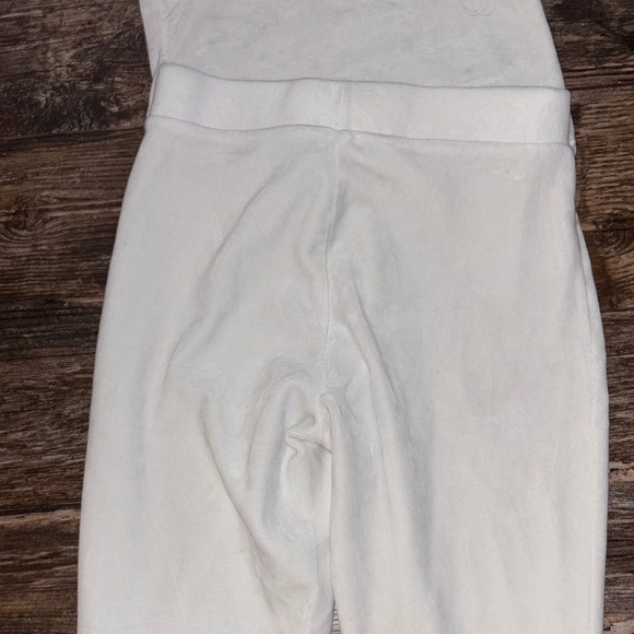 Hello Kitty White Flare Leg Pants & Lace Trim Tank Top - Picture 12 of 14